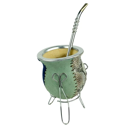 Cuia para chimarrão com bomba + tripe detalhes em couro 115 belmate