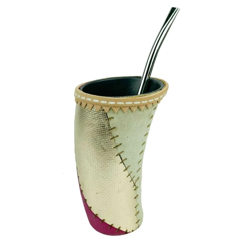 Cuia para chimarrão tereré chifre em couro com bomba Belmate