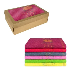 Jogo de toalhas de banho e rosto sortidas na caixa