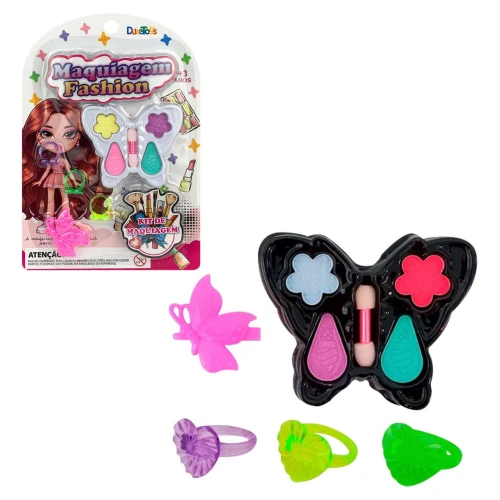 Maquiagem para boneca e bijuteria fashion