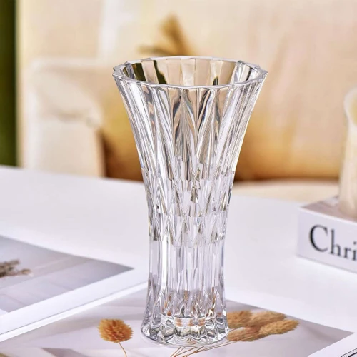 Vaso de vidro trabalhado 11x6,4x19,7cm transparente